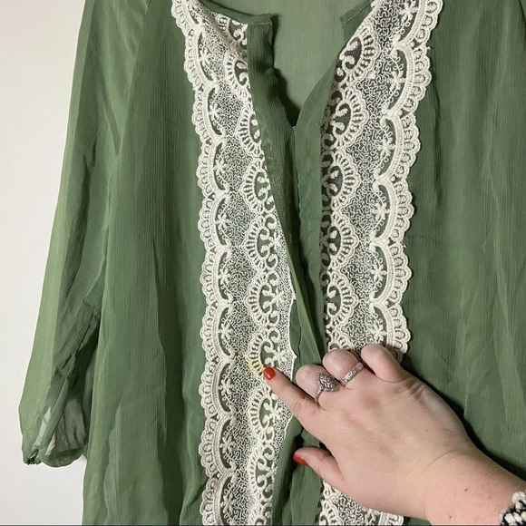 Sheer Lace Top Embroidered Blouse Gathered Long Sleeve Size Large - Picture 6 of 9